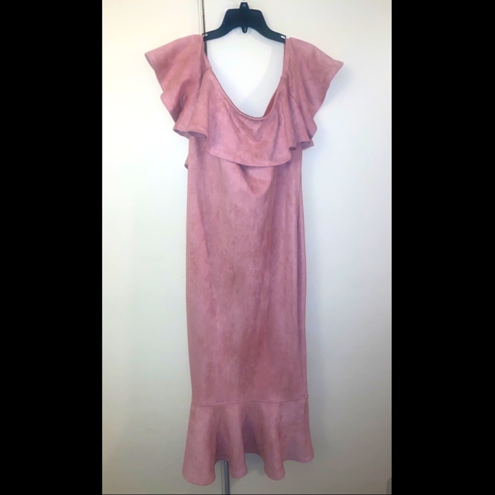 Dress - Picture 2 of 2